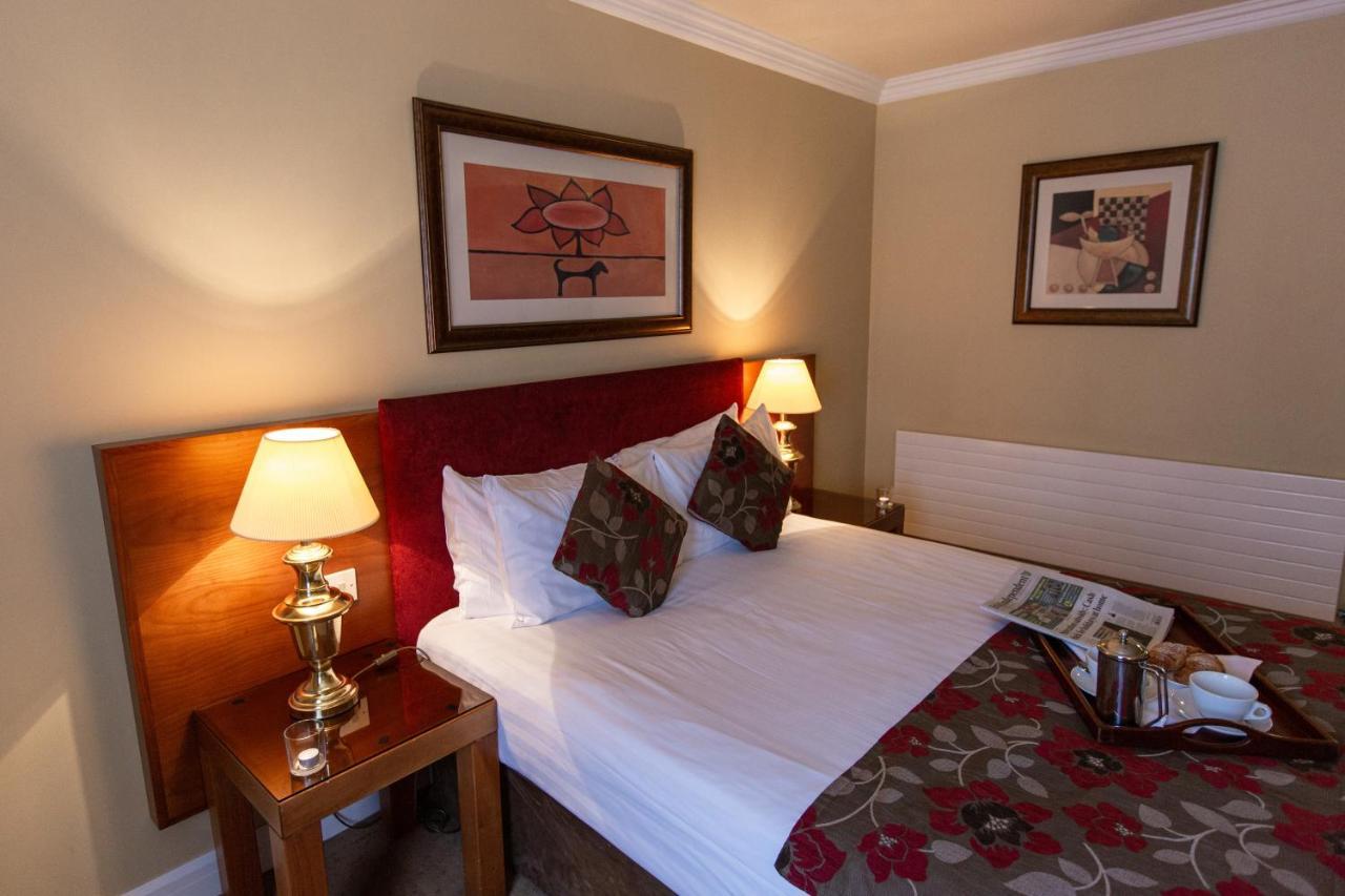 Hamlet Court Hotel Johnstown Bridge Buitenkant foto