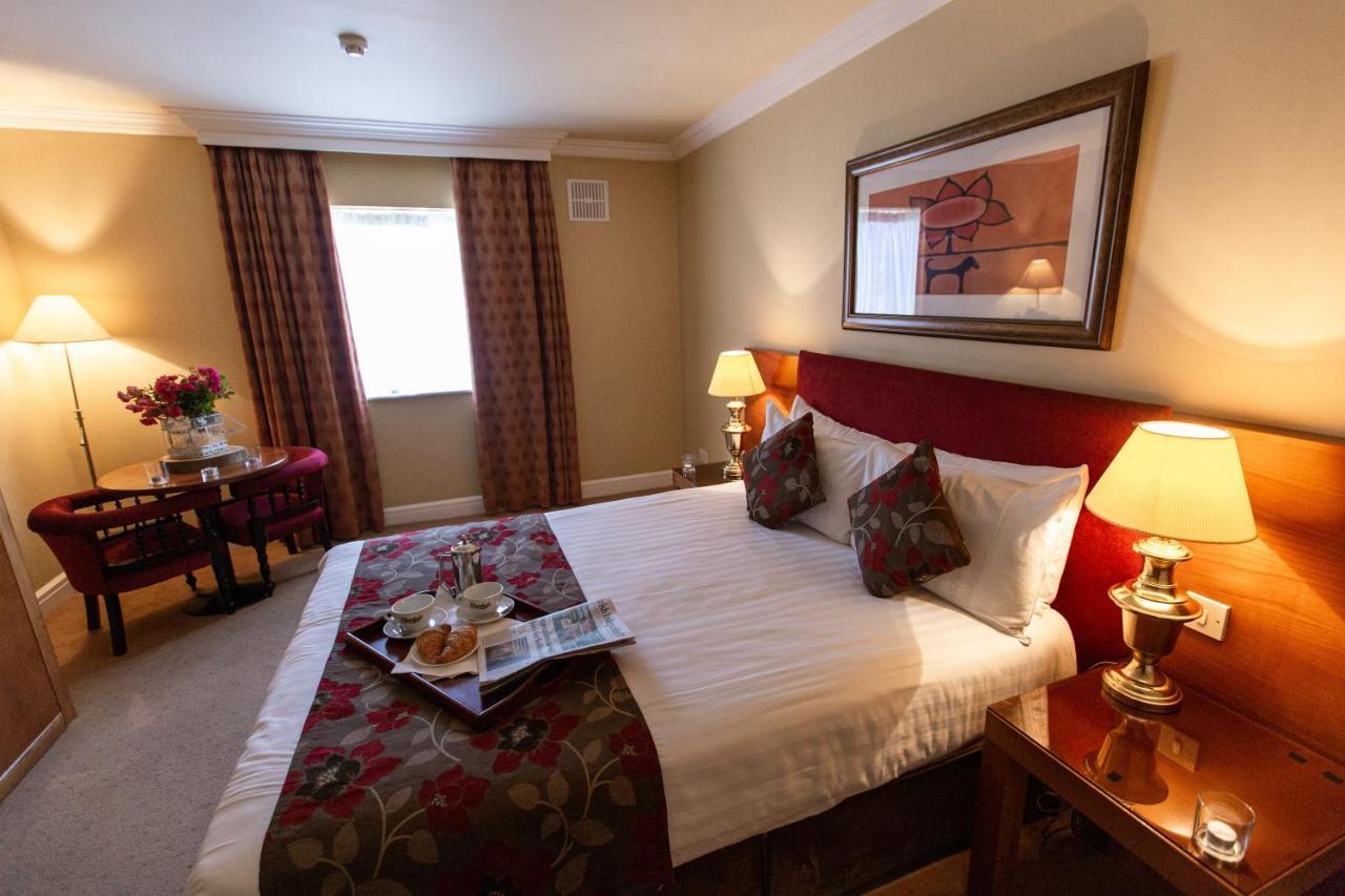 Hamlet Court Hotel Johnstown Bridge Buitenkant foto