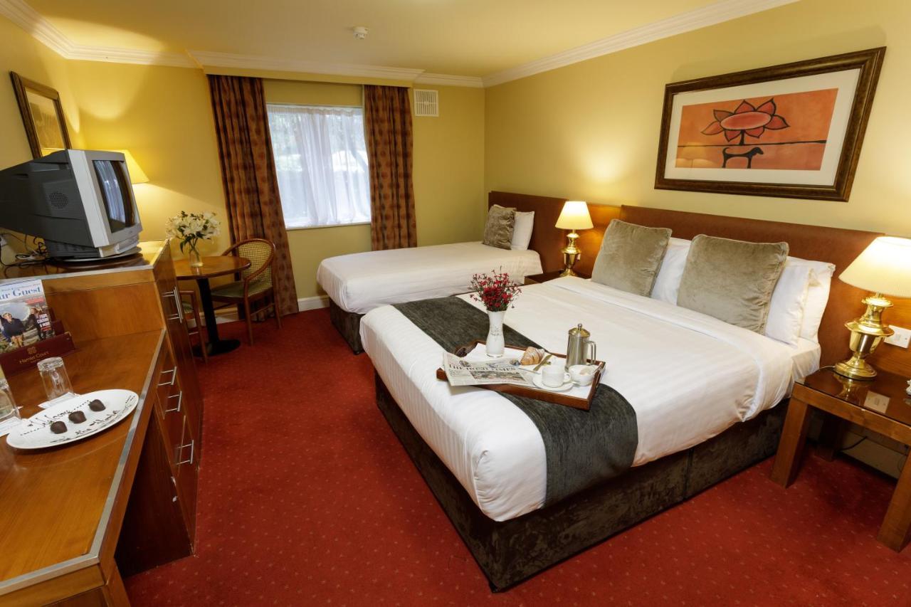 Hamlet Court Hotel Johnstown Bridge Buitenkant foto